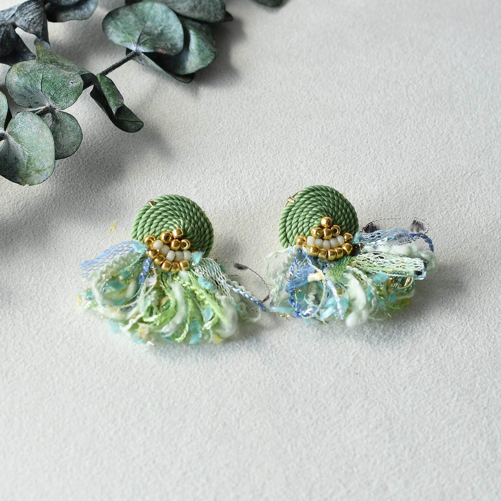 はる　コードモチーフタッセルピアス・イヤリング　若葉グリーン | 4枚目