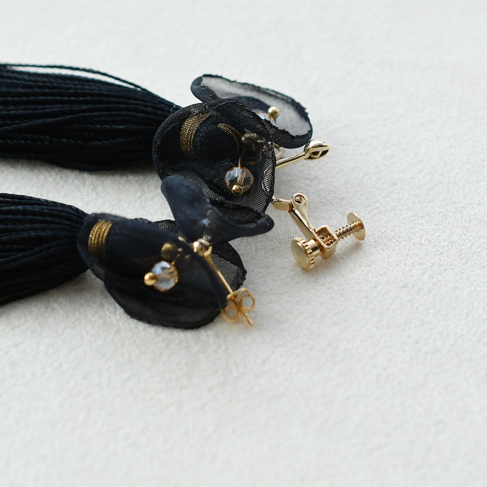 あき　シフォンフラワータッセルピアス・イヤリング/ブラック | 5枚目