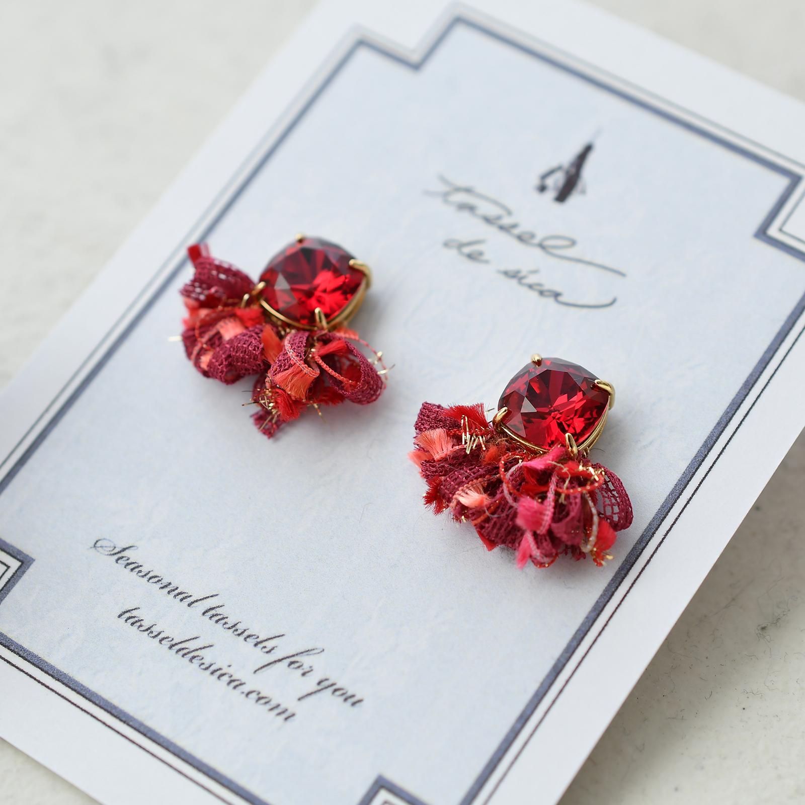 クリスタルタッセルピアス・イヤリング／スカーレット | 4枚目