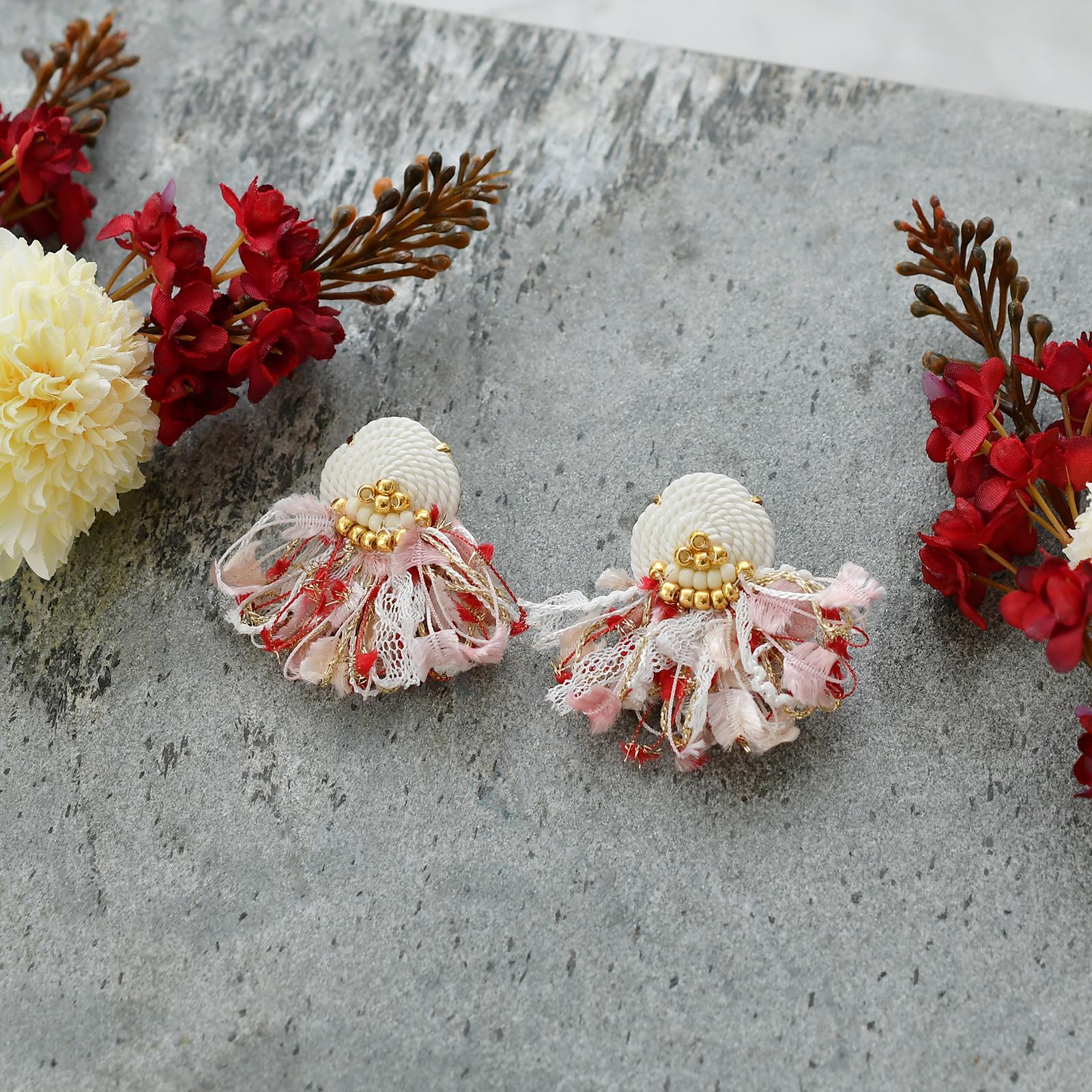 【オーダー製作】コードモチーフタッセルピアス・イヤリング1枚目の画像